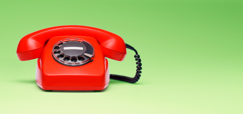 Rotes Telefon für Covid-19-Pflegekräfte